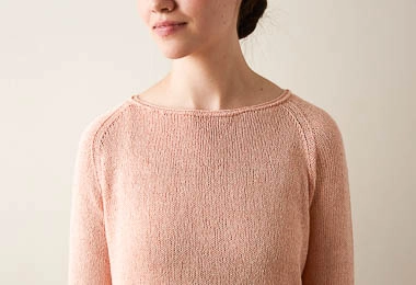 Lightweight Raglan Pullover in Cattail Silk