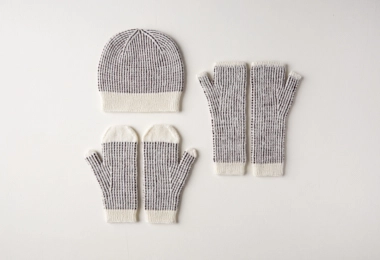 Dappled Hat, Mitten + Hand Warmer Set