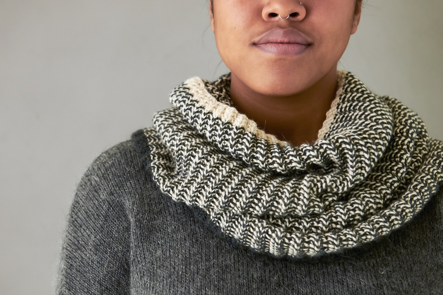 Two-Color Mistake Rib Cowl | Purl Soho