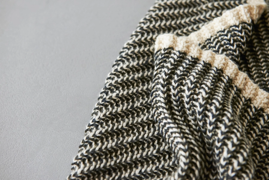 Two-Color Mistake Rib Cowl | Purl Soho