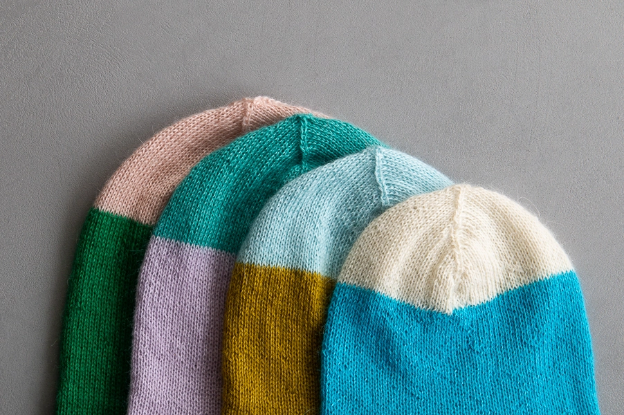 Pigment Hat + Hand Warmers | Purl Soho