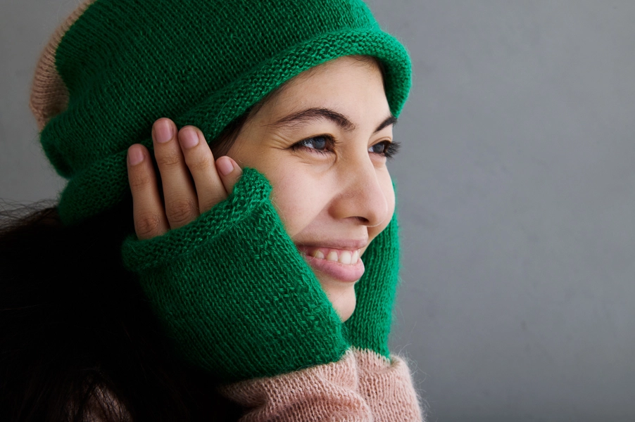 Pigment Hat + Hand Warmers | Purl Soho