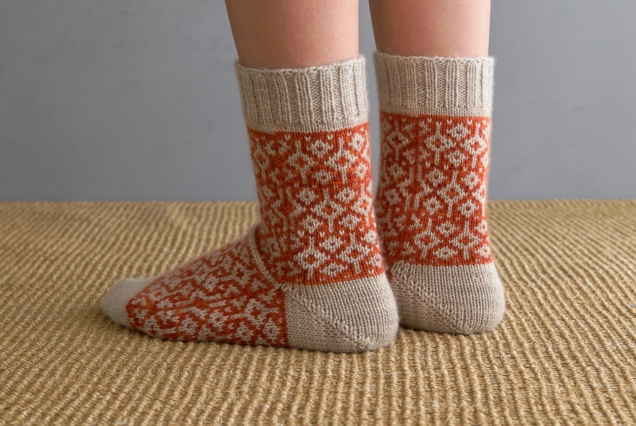 Amelia Putri For Purl Soho: Double Diamond Socks | Purl Soho