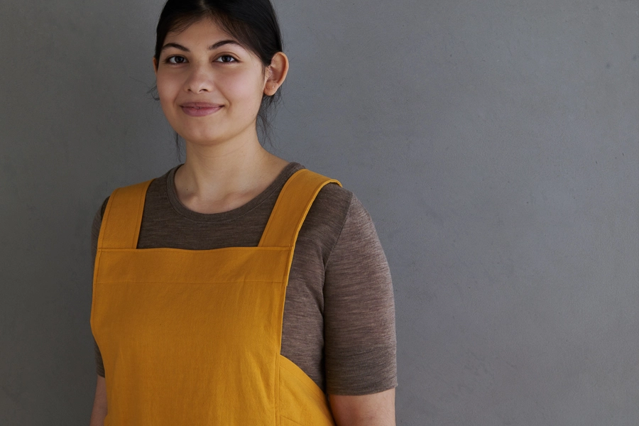 Cross Back Apron In Spectrum Cotton | Purl Soho