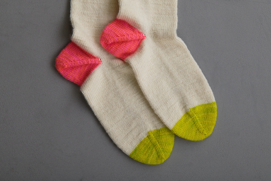 Easy Heel Colorblock Socks In New Colors | Purl Soho