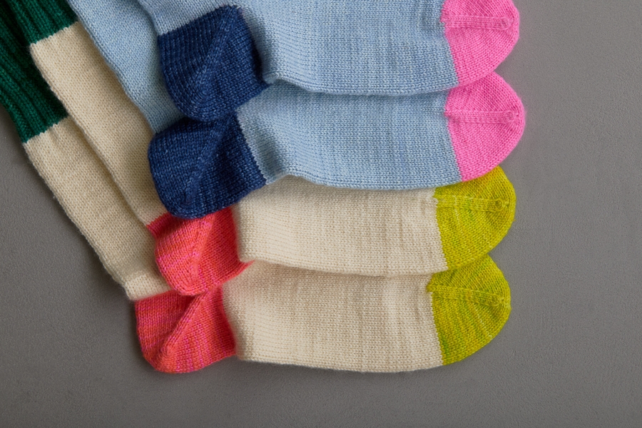 Easy Heel Colorblock Socks In New Colors | Purl Soho