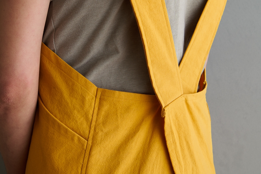 Cross Back Apron In Spectrum Cotton | Purl Soho