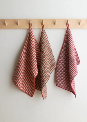 Slip Stitch Dishtowels In Blackbird Linen | Purl Soho