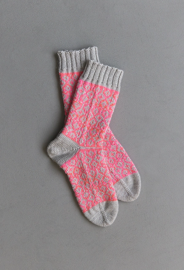 Amelia Putri For Purl Soho: Double Diamond Socks | Purl Soho