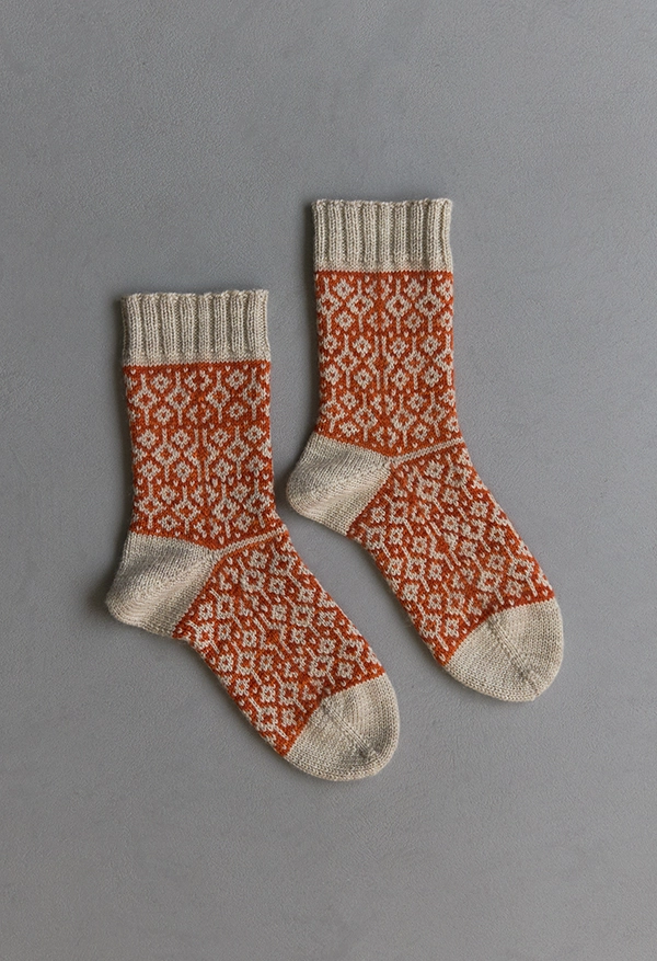 Amelia Putri For Purl Soho: Double Diamond Socks | Purl Soho