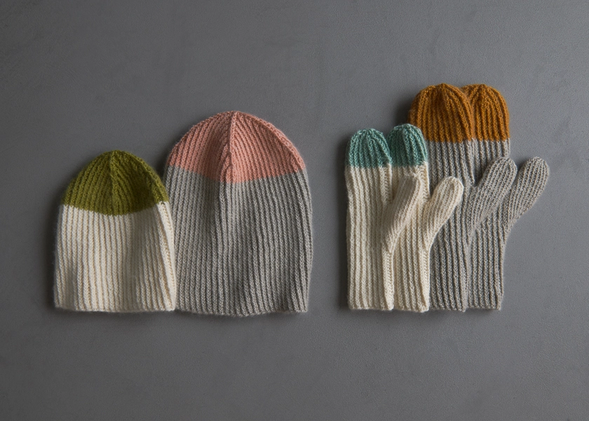 Twisted Rib Hat + Mittens In Cashmere Merino Bloom | Purl Soho