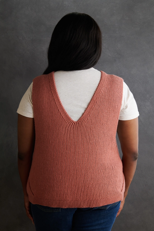 Ainur Berkimbayeva For Purl Soho: Air Mail Vest | Purl Soho