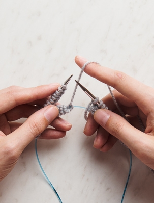 Learn To Knit Video Tutorial - Purl Soho, Beautiful Yarn For Beautiful  KnittingPurl Soho