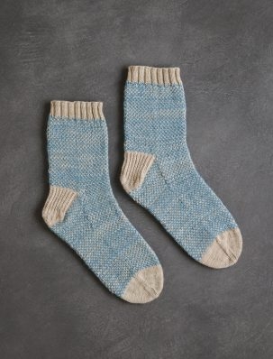 Pixel Stitch Socks In Posy | Purl Soho