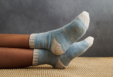 Pixel Stitch Socks In Posy
