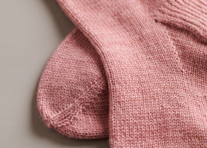 Little Cable Knee Highs in Posy | Purl Soho