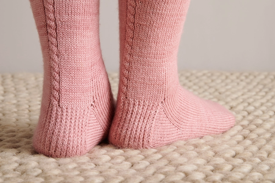 Little Cable Knee Highs in Posy | Purl Soho