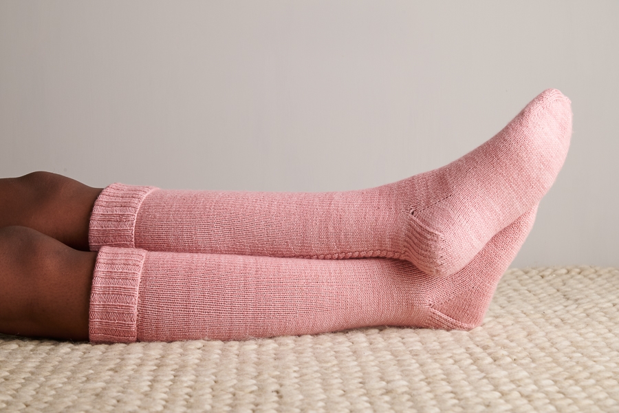 WOMEN'S SOCKS / PINK - Hands Remember