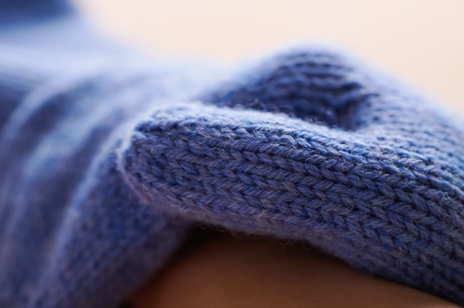 Arched Gusset Mittens In Knitting Yarn | Purl Soho