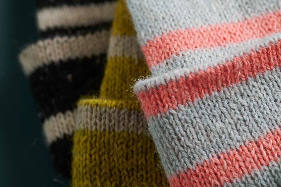 Two-Tone Pom Pom Hat + Scarf - Purl Soho