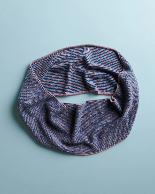 Newsprint Cowl In Line Weight + Quartz | Purl Soho