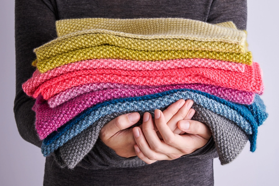 Nine-Note Seed Stitch Wrap in New Colors | Purl Soho