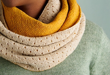 Eyelet Cowl