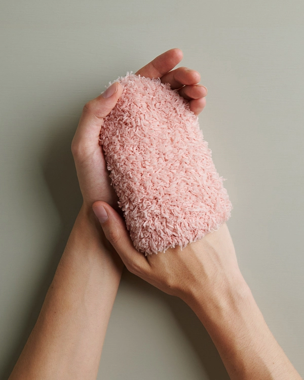 Scrubbing Mitt in Home Life | Purl Soho