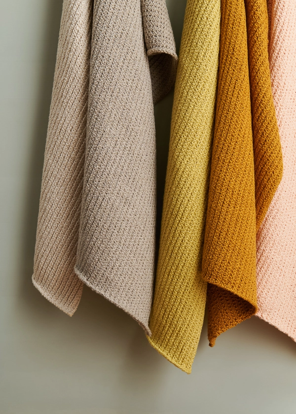 Heel Stitch Hand Towel in Serif | Purl Soho