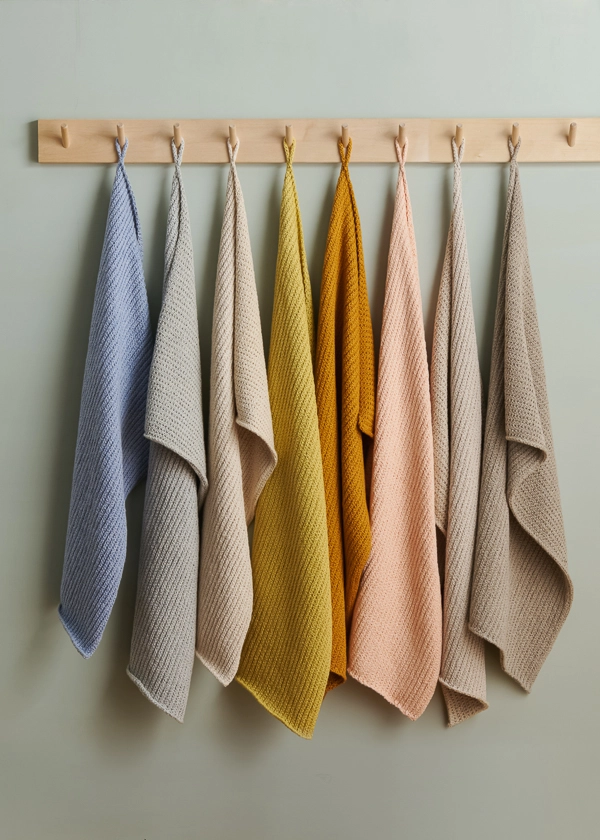 Heel Stitch Hand Towel in Serif | Purl Soho