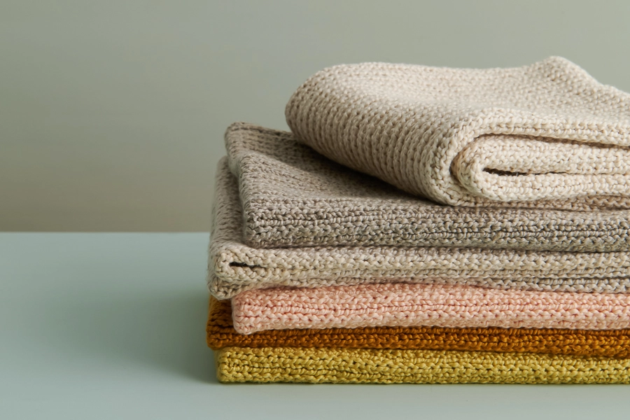 Heel Stitch Hand Towel in Serif | Purl Soho