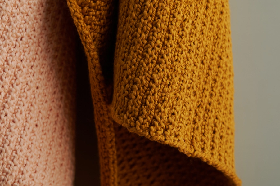 Heel Stitch Hand Towel in Serif | Purl Soho
