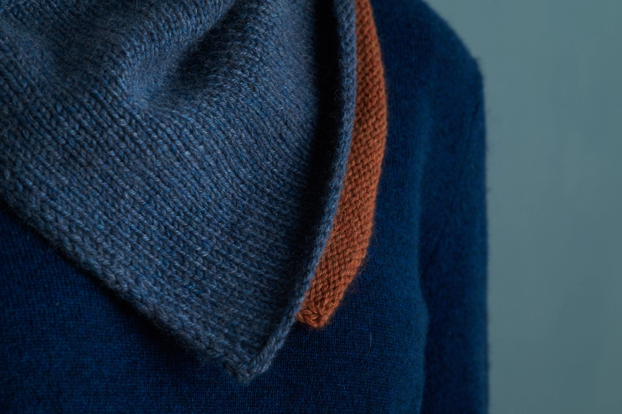 Reversible Cross-Collar Cowl | Purl Soho