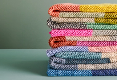 Super Easy Baby Blanket in Daily Wool