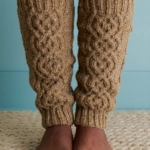 classic-cable-leg-warmers-hedgerow-free-knitting-pattern-1-Featured