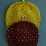 free Raindrop Hat + Arm Warmers knitting pattern in Vinter Wool yarn