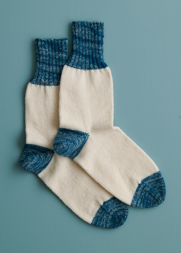 Easy Heel Colorblock Socks in Fine Print | Purl Soho