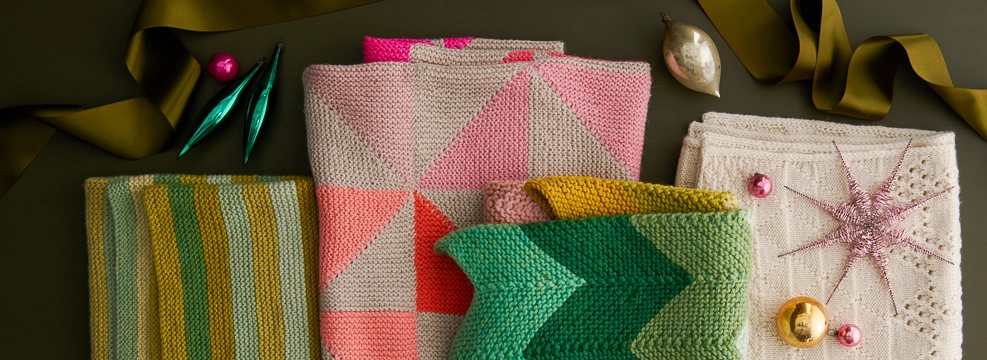 Free blanket knitting patterns perfect for gift knitting.