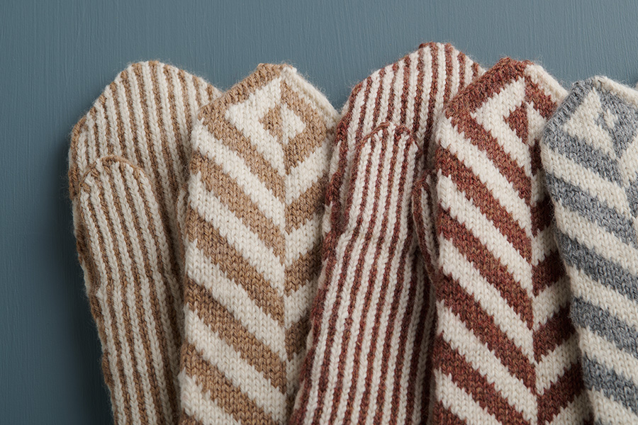 Ainur Berkimbay For Purl Soho: Herringbone Mittens in Knitting Yarn Fine | Purl Soho