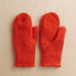 Arched Gusset Mittens In Knitting Yarn DK arched-gusset-mittens-knitting-yarn-dk-free-knitting-pattern-600-04_crop